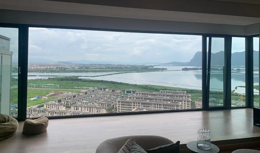 夏日炎炎，如何选门窗让家瞬间降温？
