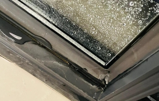 为何雨季是门窗水密性的 “照妖镜”？看完惊出冷汗！